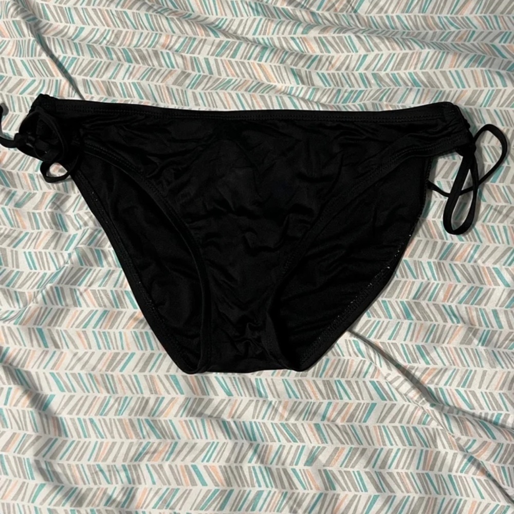 Bikini bottoms large